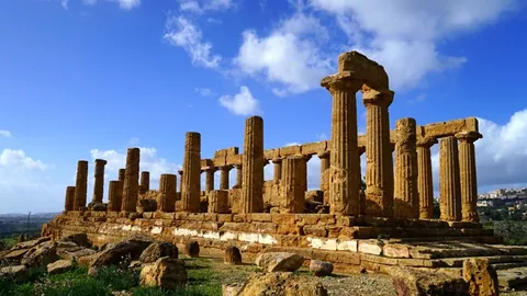 独家曝光：阿隆索领队面临困境，紧迫时刻命运未卜，关注焦点引热议